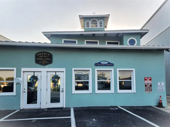 100 Circuit Rd #S-127, Nokomis, FL 34275