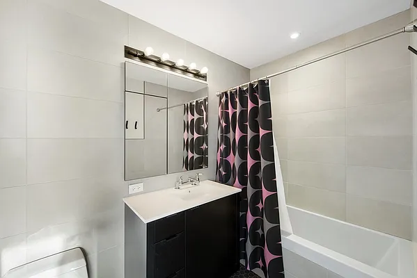 Rented by Nest Seekers International | media 18