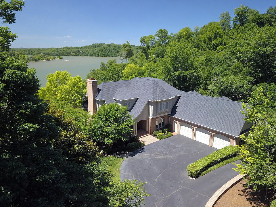 1st image of 8900 Wildflower Way