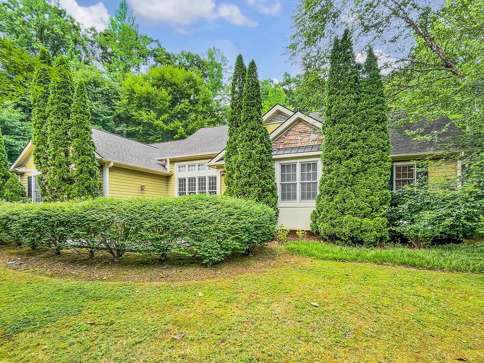 1st image of 28 Windswept Ln