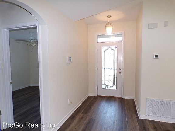 2nd image of 4844 Makenna Cir