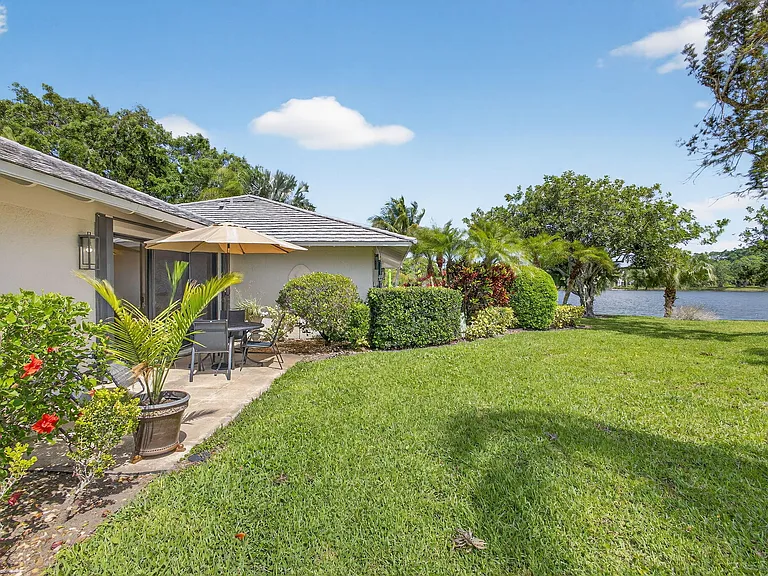 119 Club Dr — Photo 31