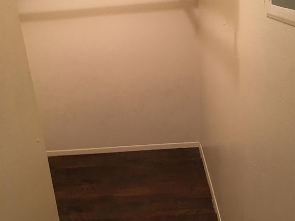 4th image of 2535 McFaddin St APT 9
