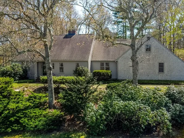 53 Wingfoot Dr, Yarmouth Port, MA 02675