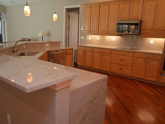 3rd image of 9035 Misty Creek Dr