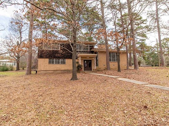 4th image of 1033 Mimosa St