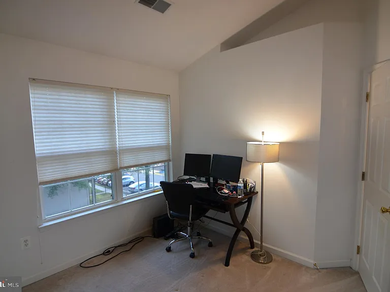 2946 Saxon Flowers Dr — Photo 26