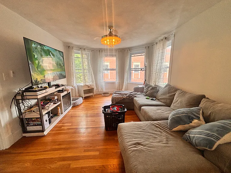 3 Fayette St #2 — Photo 4