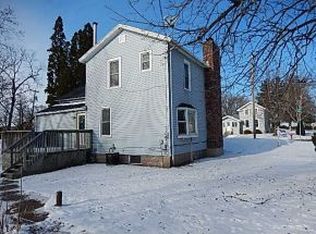 646 E Main St, Omro, WI 54963