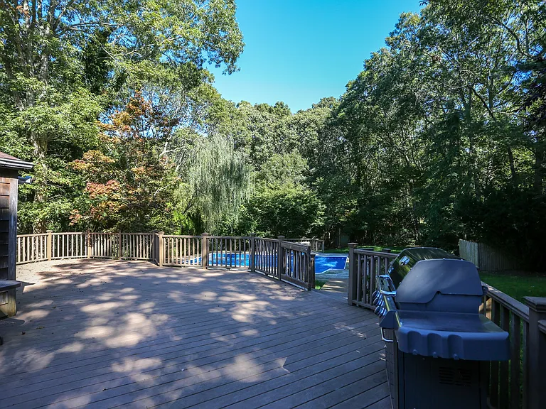 19 Old Squiretown Rd — Photo 8