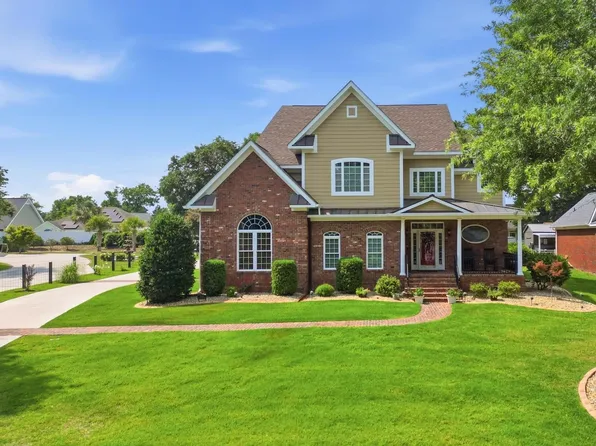 2015 Ye Olde Kings Hwy., North Myrtle Beach, SC 29582