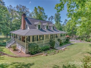 766 Moss Dr, Rutherfordton, NC 28139