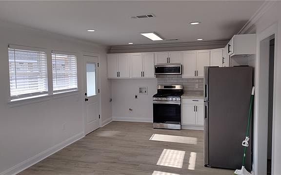 3rd image of 2514 Chalona Dr
