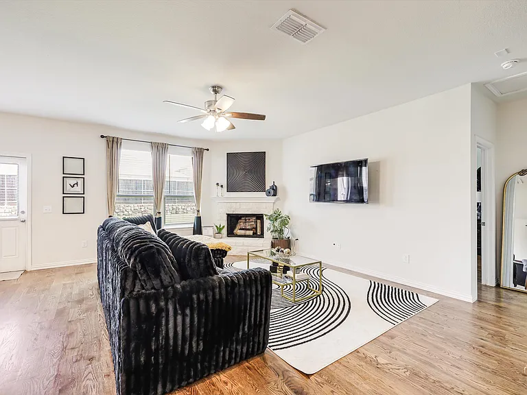 1632 Trace Dr — Photo 3