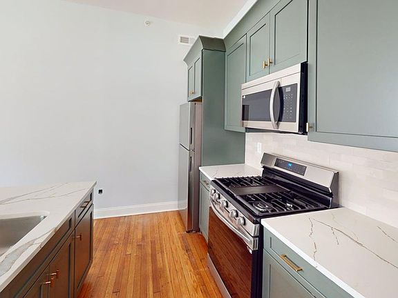 2nd image of 544 Whitney Ave #1R