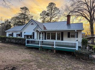 231 Mountain View Rd, Trion, GA 30753