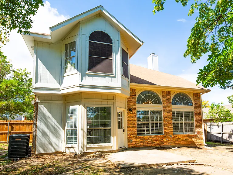 6718 Scarlet Dr — Photo 34