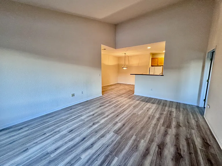 8457 S Hoyt Way #303 — Photo 14