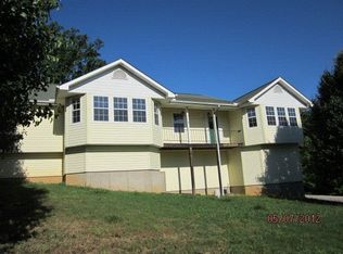 1225 Belgian Dr, Dalton, GA 30720