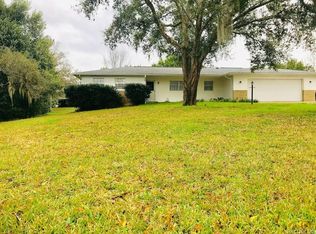 5544 W Pine Cir, Crystal River, FL 34429