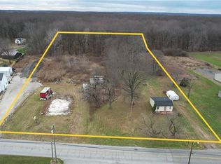 2580 Grandview Rd, Lake Milton, OH 44429