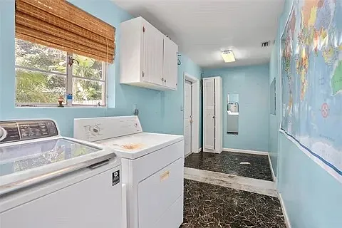 1820 Oak Ln — Photo 13