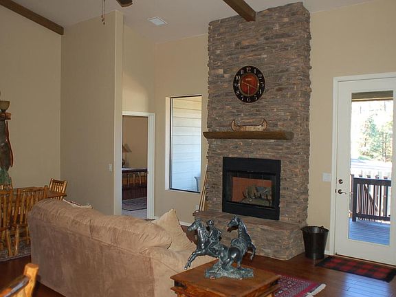4th image of 709 Summerhaven Dr