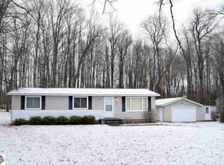 1708 Hammer Rd, Kingsley, MI 49649
