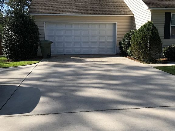 4th image of 1800 W Forest Ave