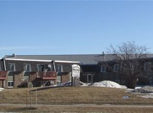 3015 S 17th St #104, Grand Forks, ND 58201