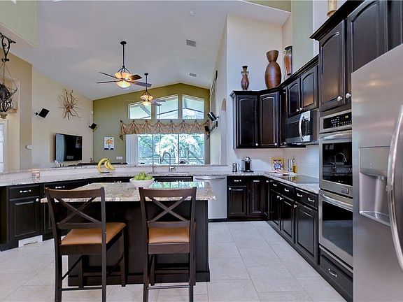 4th image of 7300 Night Heron Dr