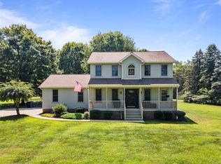 285 Pleasantview Dr, Midland, PA 15059