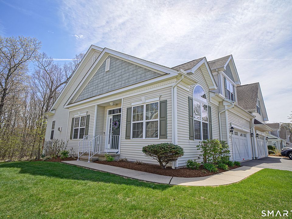 1st image of 156 Sycamore Drive #156