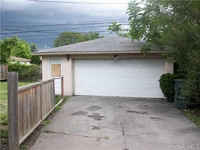 3rd image of 4268 E Livingston Ave