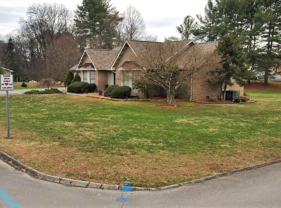 2nd image of 505 Pimlico Dr