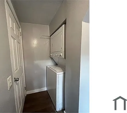 2 bed, $1,600 — Photo 3