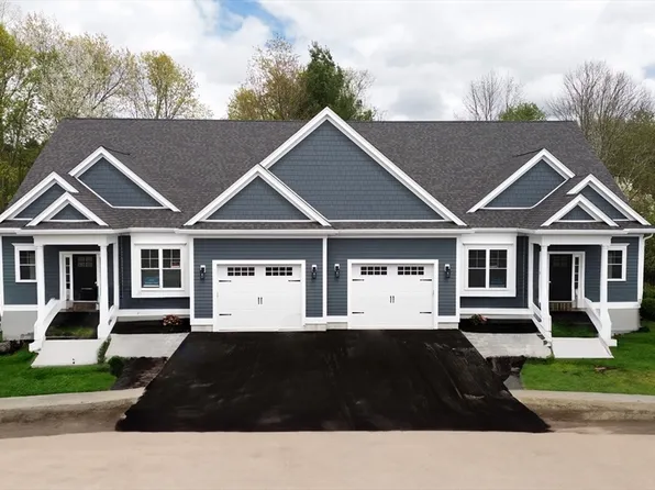 10 Damon Rd #20, Medfield, MA 02052