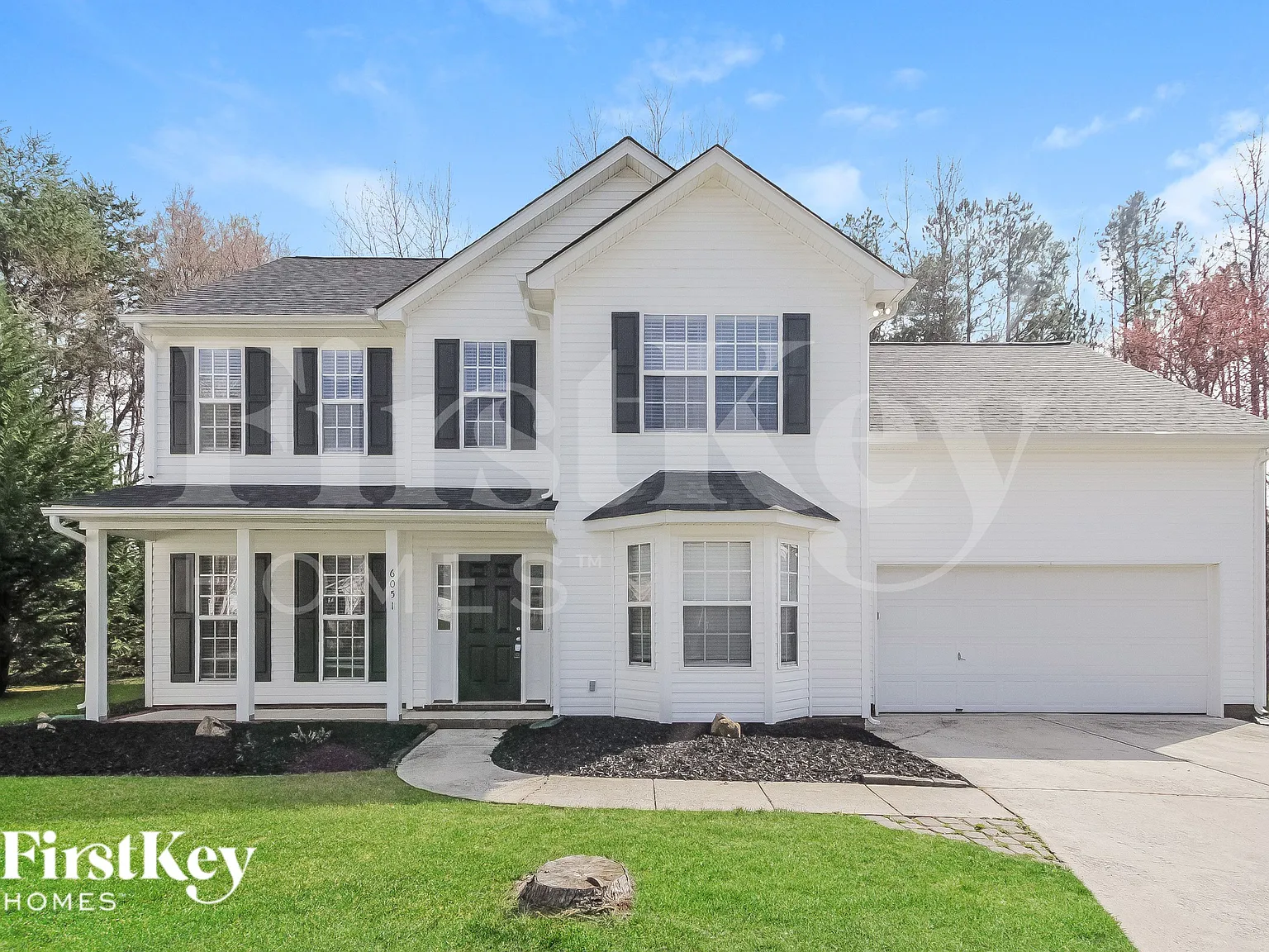 4 bed, 2.5 bath, 2321 sqft, $2,590 — Photo 1
