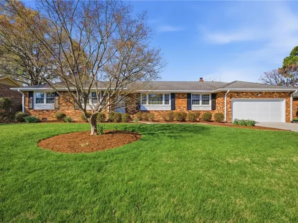 205 Convention Dr, Virginia Beach, VA 23462