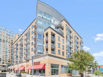 6506 America Blvd APT 211, Hyattsville, MD, 20782