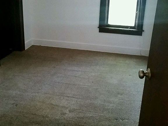 4th image of 751 Veto St NW