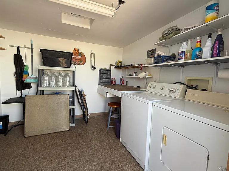 10322 E 29th Pl — Photo 6