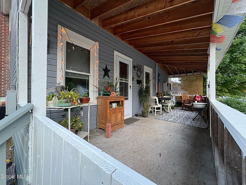 3rd image of 43 Oak Street