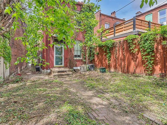 4th image of 2906 Missouri Ave