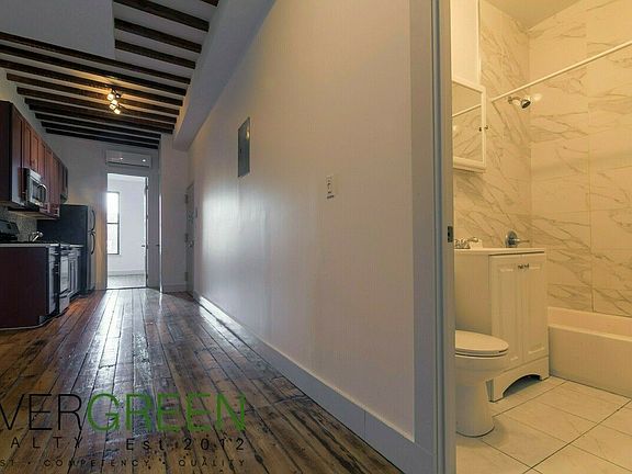 4th image of 128 Boerum St #3A