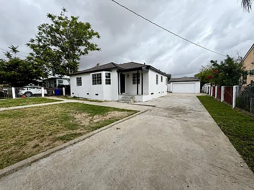 1356 W Trenton St Photo 1