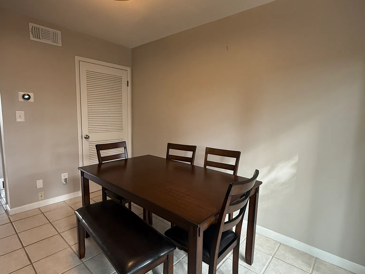 2 bed, 2.5 bath, 1147 sqft, $1,750 — Photo 3