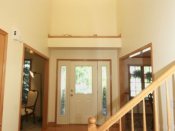 3rd image of 13251 Brooklands Ln