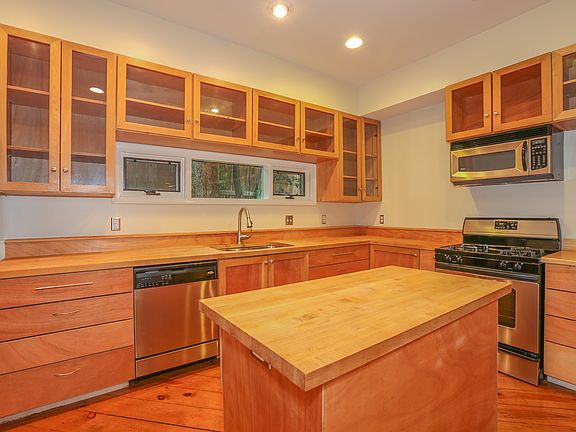4th image of 1504 Oak Heights Dr APT B