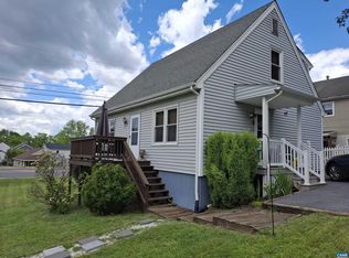 642 N Delphine Ave, Waynesboro, VA 22980